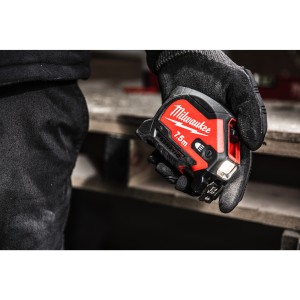 FLESSOMETRO LED PRO 7.5 m