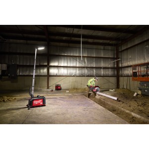 Torre Faro compatta 15.000 lumen MX FUEL Packout - senza batterie e caricabatterie