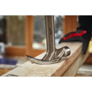 MARTELLO IN ACCIAIO CON ARTIGLIO DIRITTO 450g