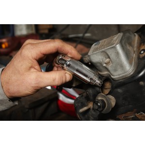 BUSSOLA PER CANDELE DA 3/8 - METRICO 20,8 mm