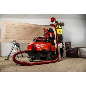 BOLT100 ELMETTO NON VENT. ROSSO - 1pz