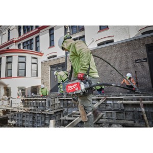 Vibratore per calcestruzzo a valigetta MX FUEL 6.0 Ah (2 batterie)