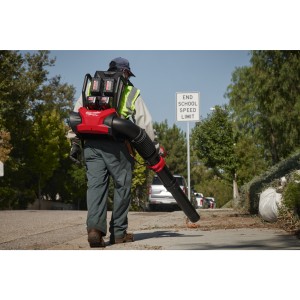 Soffiatore spalleggiato 18 Volt a doppia batteria (2x18V) Tecnologia FUEL - senza batteria