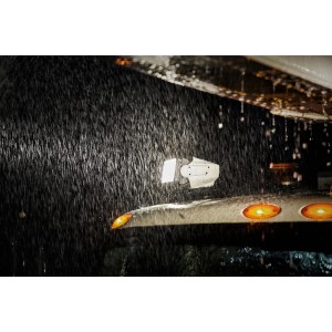 Faro LED a lunga distanza direzionabile da remoto 18 Volt - senza batteria